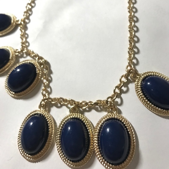 Deep πΉπΈ blue πΉπΈ gold πΈπΉ statement neckless - Picture 2 of 8